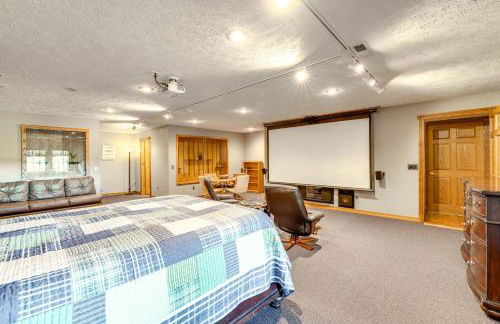 Just a Cast Away Cassville Cabin with Covered Deck - Foto 19