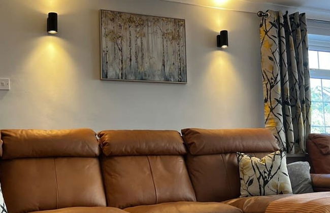 The Cheshire Gathering - Hot Tub 8 Bedroom - Photo 23