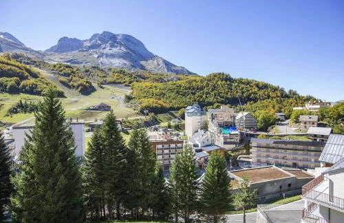 Studio cabine 6 personnes au pied des pistes à Gourette, séjour avec balcon, parking - FR-1-400-117 - Foto 11