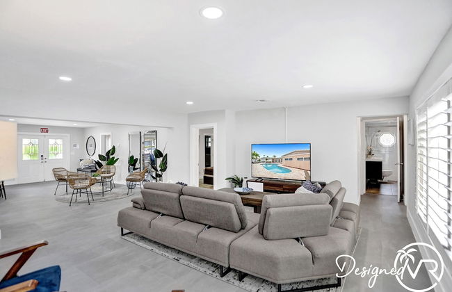 6 BR With Heated Pool Close to Beach - Foto 8