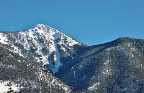 Cozy Immaculate Cabin - Peaceful Retreat! - Foto 27