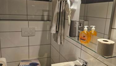 200qm Work and Stay 4 Schlafzimmer jedes Zimmer mit eigenem Badezimmer, Neu Modernisiert - Foto 4, towels