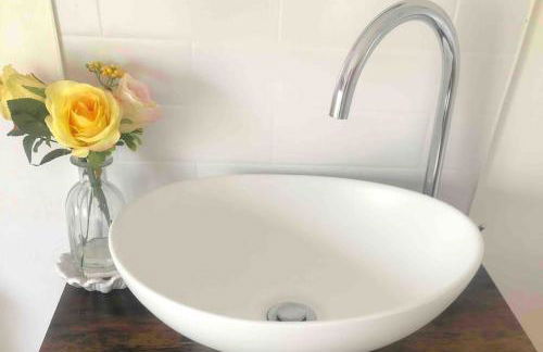 Labernum Cottage, Ingleton Village, Yorkshire Dales National Park, Famous Three Peaks, Near The Lake District, Pets Are Welcome, Direct Parking in front of the Cottage & Guest Parking - Foto 27