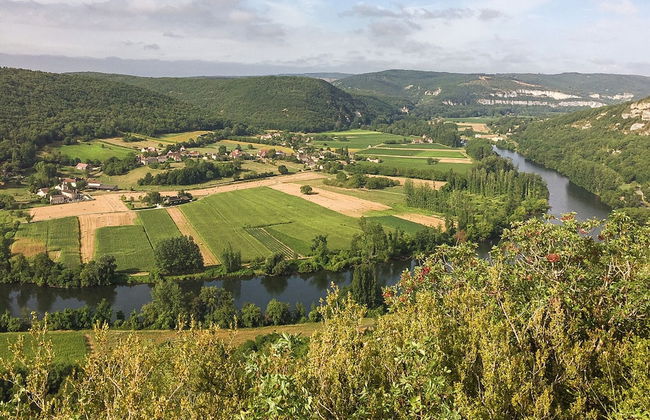 Historic Mansion by River Cenevieres - Foto 40