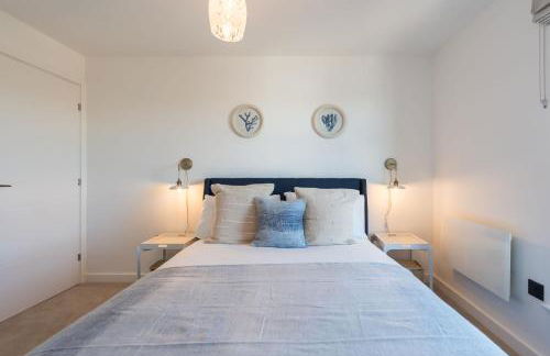 Gwel Y Mor Penthouse by Birch Stays New Home - Photo 4