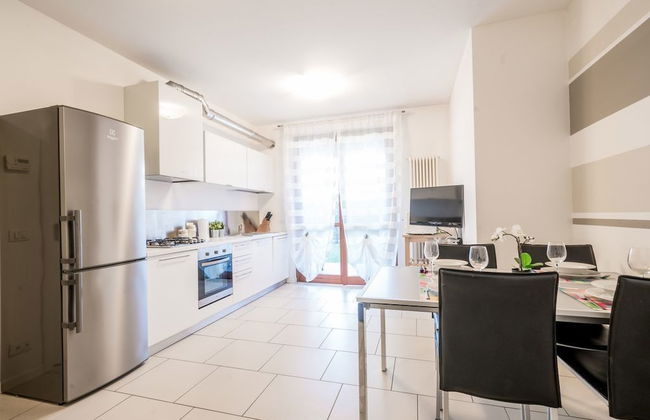 Bright Apartments Sirmione - Julia Giardino - Foto 15