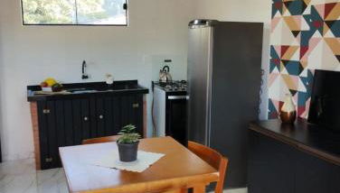 Apto para até 4 pessoas em BC, bairro Nova Esperança, próximo aos acesso as prais - Foto 1