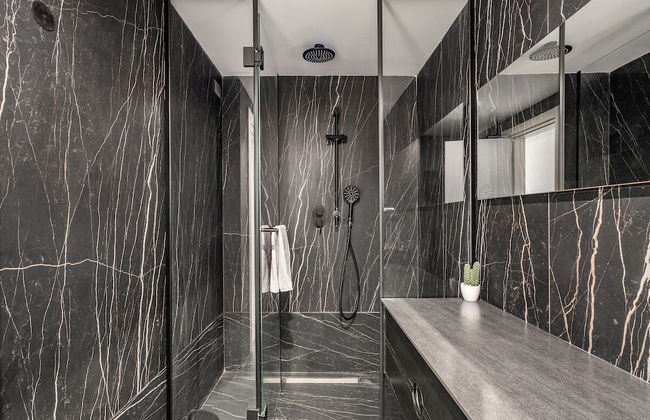 Rooftop Jacuzzi Penthouse by Sea N' Rent - Foto 15