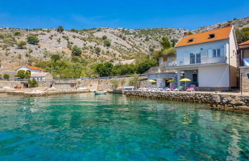 Awesome Apartment In Lukovo Sugarje - Foto 12