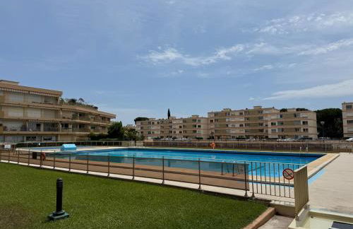 Studio proche de la mer, piscine, climatisation et wifi - Foto 4