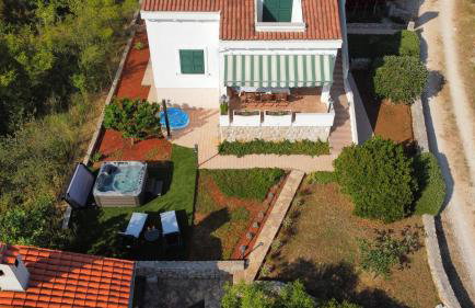 Holiday house "LEA" - Photo 2