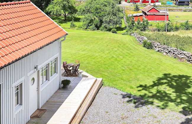 4 Person Holiday Home in Veddige - Foto 21