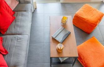 The HostMaster Ethnic Touch Feel Studio - Photo 17