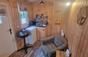 Blair snug hut - Photo 8