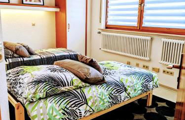 4 Zimmer geräumige und ruhig gelegene Ferien- und Monteurwohnung nur für Sie allein AUjvari Vermietungen - Foto 2