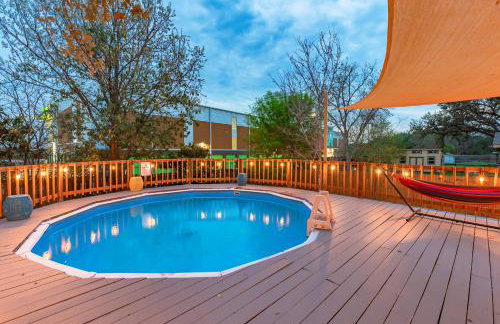 Texas Vacation Home, Game Room & POOL by Sixflags - Foto 62
