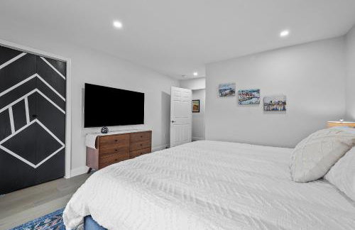 NFL Game-Day Base South Side near Acrisure - Foto 50