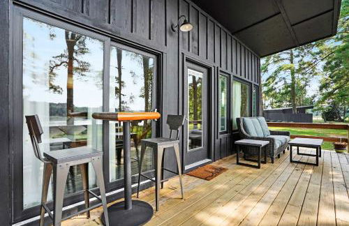 Waterfront 1BR on Working Farm with Deck and View - Foto 9