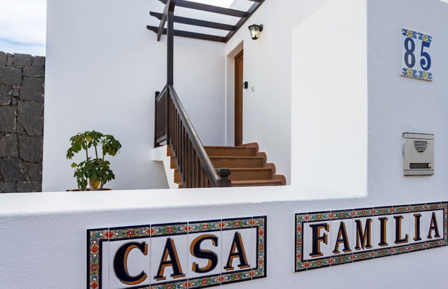 4 Bed Villa - Heated Pool, Pool Table, Bbq, Patio - Photo 40