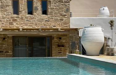 LAINI LUXURY SUITES - Photo 53