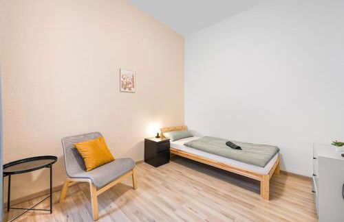 Perfect for 5 Guests - Netflix - Parking - Duisburg - Smart Home - Photo 8