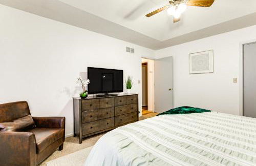 3 Mi to UNL and Memorial Stadium Home with Large Yard - Foto 10