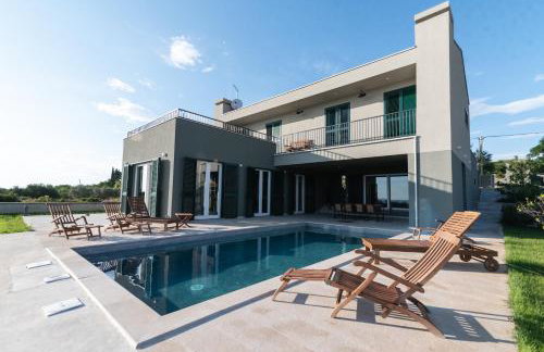 Villa Gorana - Photo 1