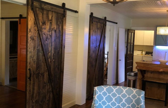 Clemson Memorabilia House - Foto 13