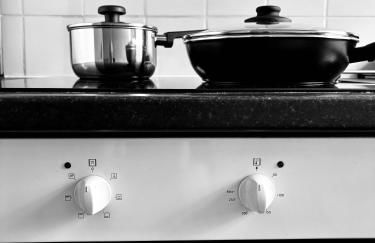 Garrick's Suite-Home away from Home- suitable for couples retreat, Contractors and NHS- free parking - Foto 3