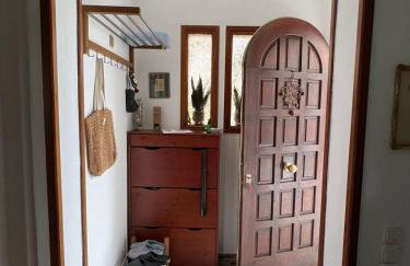 Sea front house & garden, Oropos - Foto 4