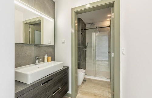 Fort Bay Suite Apartments - Photo 50