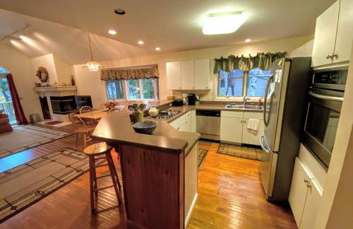 F9 Fairway Village home on the Mt Washington golf course - in the heart of Bretton Woods - Foto 28