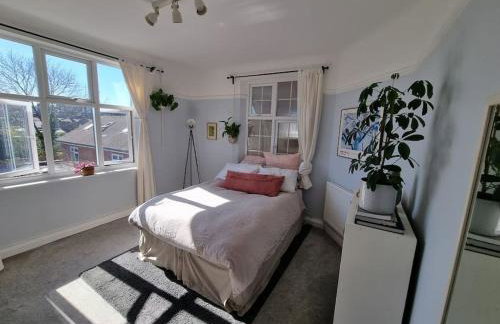 Lovely 2 bedroom flat in North West London - Photo 13
