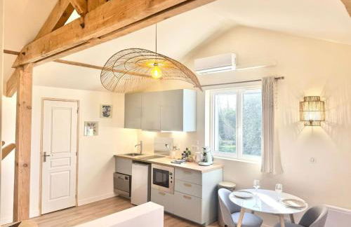 Aux portes de la plage, entièrement rénovés, climatisation, wifi, Parking gratuit, linge de maison fournit, ménage en fin de séjour compris - Foto 10