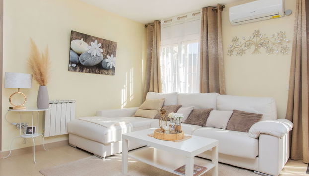 Emballia - Foto 3, Living Room