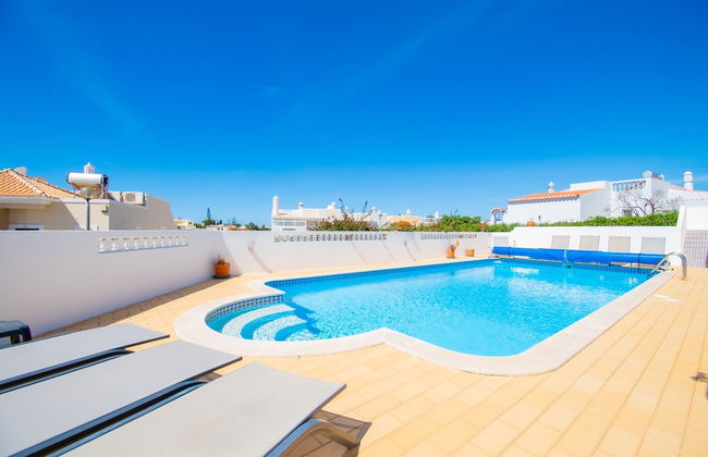 32A Vale do Milho Stunning Detached Villa Close - Foto 9