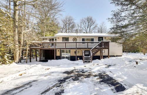 Games, Fire Pit, Hot Tub Pocono Lake Family Home! - Foto 29