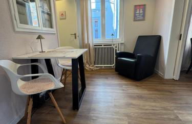 Gemütliches City-Apartment mit Kitchenette & Café im Haus - Foto 12