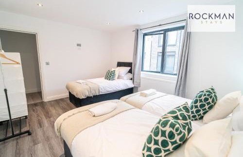 Royal Oak Apartments 1 - Free Van Parking - 2 Bedroom Apartment - 2 bathrooms - Sleeps 6 - Perfect for Contractors - Fast Wi-fi - Foto 19