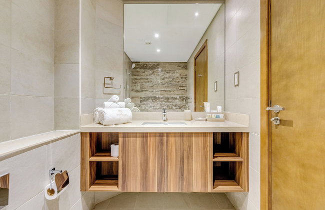 Globalstay Luxury Azizi Mina Beachfront - Foto 50