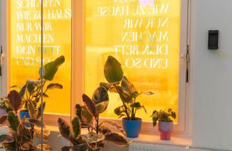 RetroPop Designerzimmern Nahe Alster & City für 2 Personen by LDGG - Foto 39