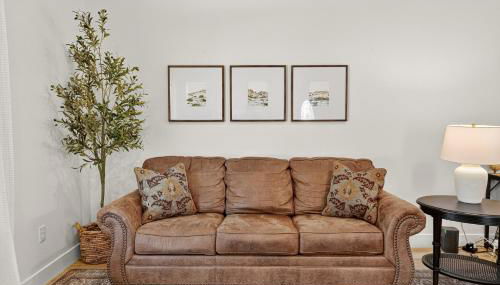 Near Zion Remodeled 2BR Sleeps 6 Game Garage - Foto 3