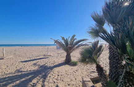 Port Beach I Puerto Sagunto en playa cerca de Valencia - Foto 6