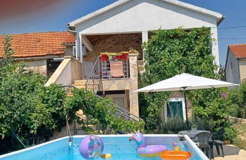 Country house Koštela - Photo 1