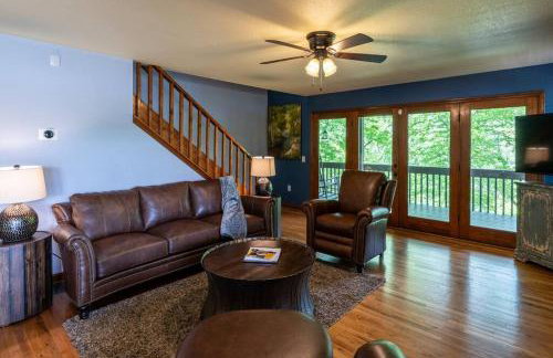 Lakefront Point Retreat on Nantahala Lake with Dock - Foto 28