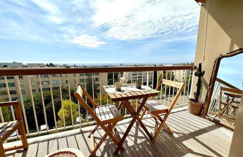 Joli 2 pièces - Proche aéroport - Terrasse vue mer - Foto 18