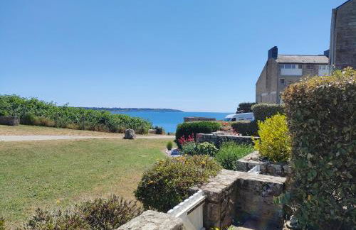 REF 047 - Bel appartement moderne pour six personnes avec vue mer plage à pied KERJOUANNO ARZON - Foto 1