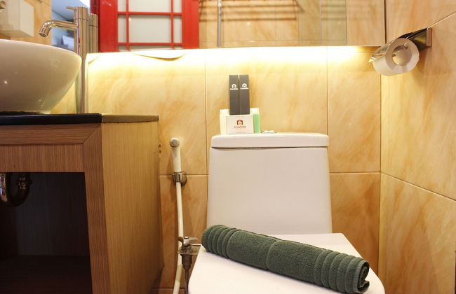 Premium Studio Room @ Tamansari La Grande Apartment - Foto 4