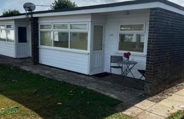 186 Sundowner Holiday Park Sleeps 4 with Bedding and Towels provided Plus Free WiFi - Foto 7