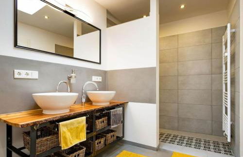 Old Merchant on the Baltic Sea Beach - Photo 11